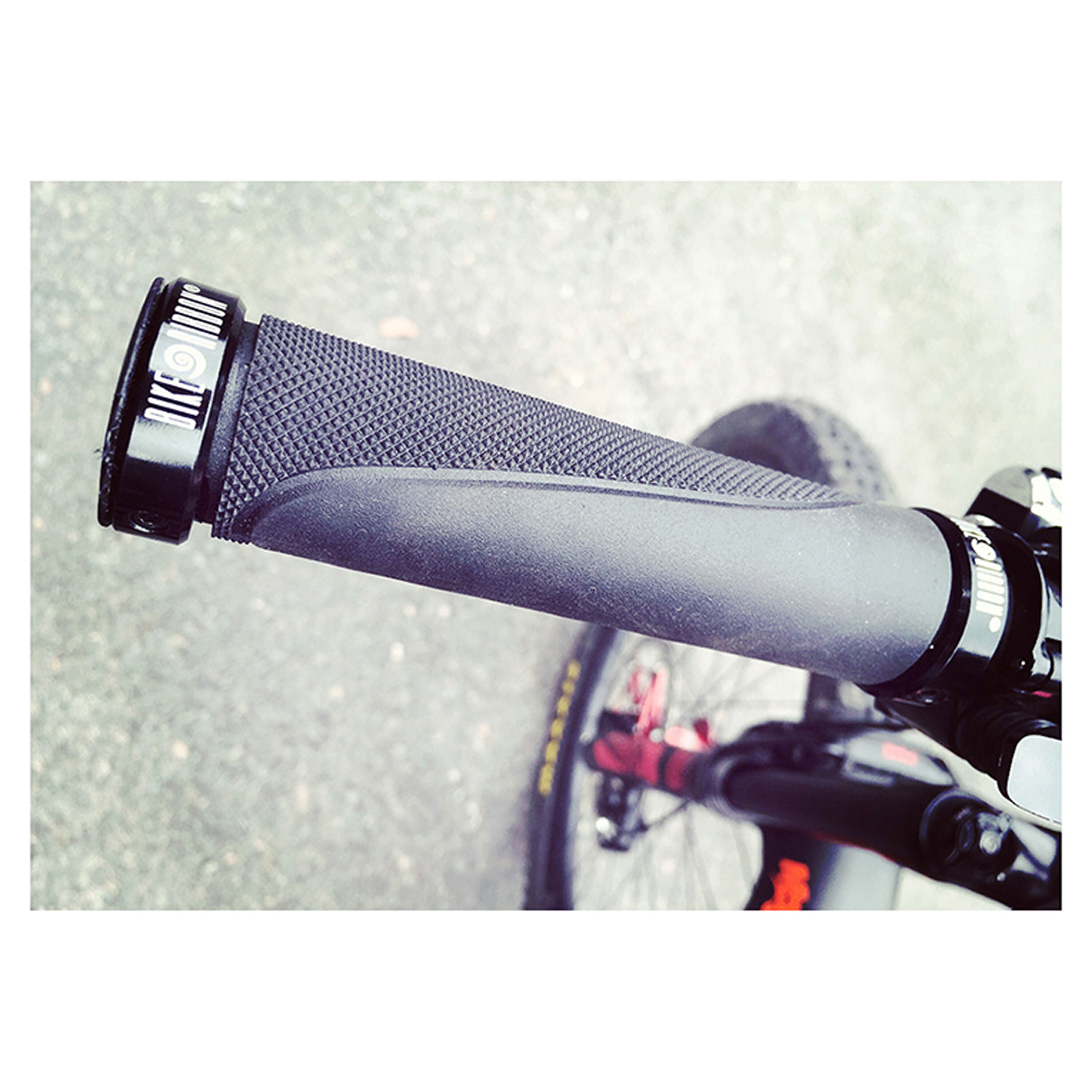 Bike Ribbon B-Side grips