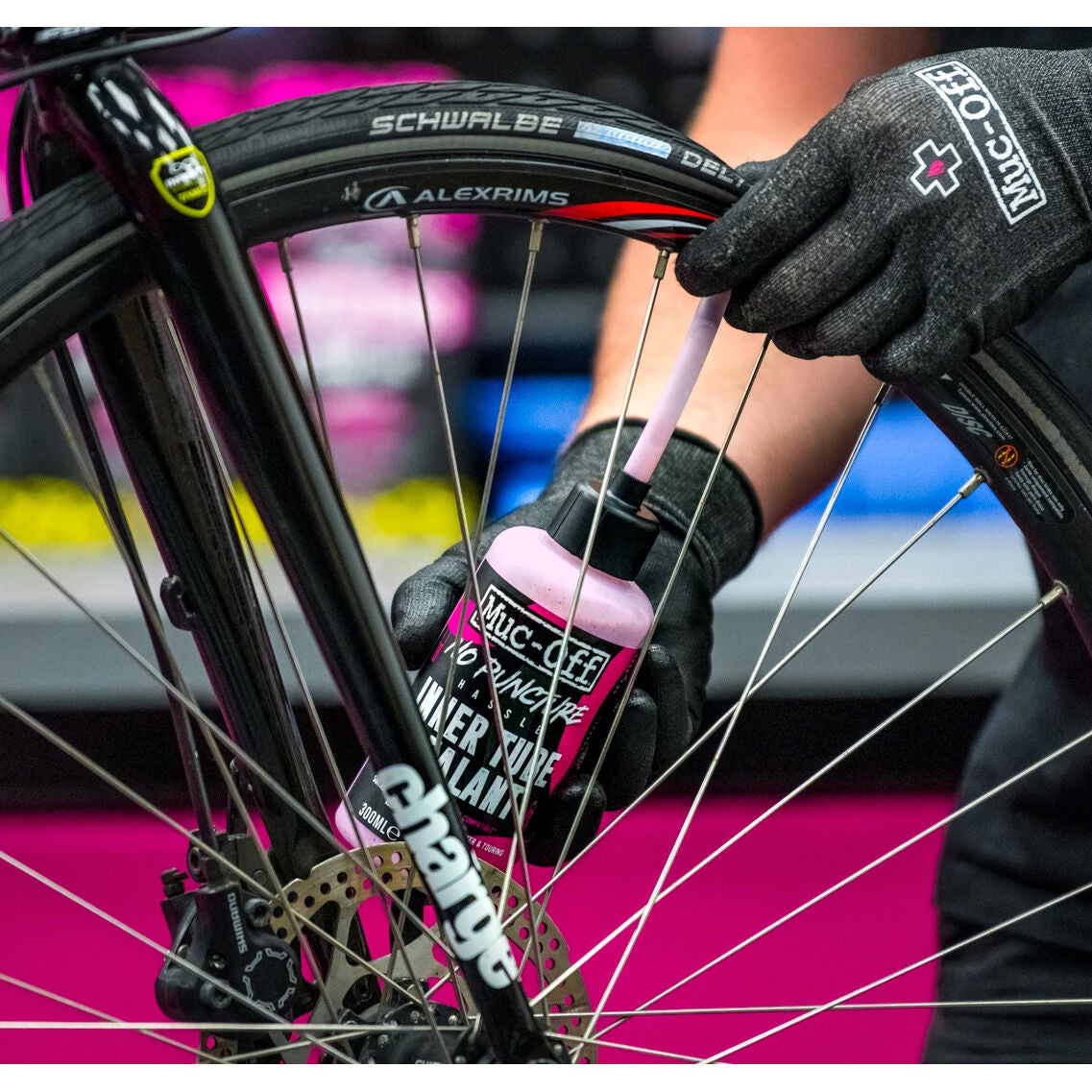 Muc-Off No Puncture Hassle inner tube sealant