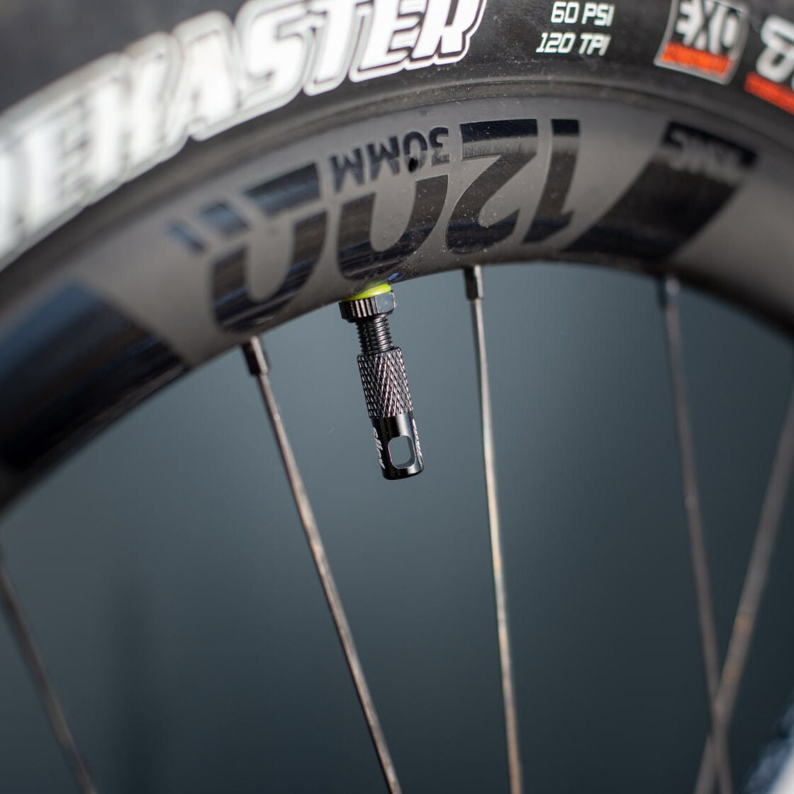 Slicy Rocket Tubeless UST valve kit