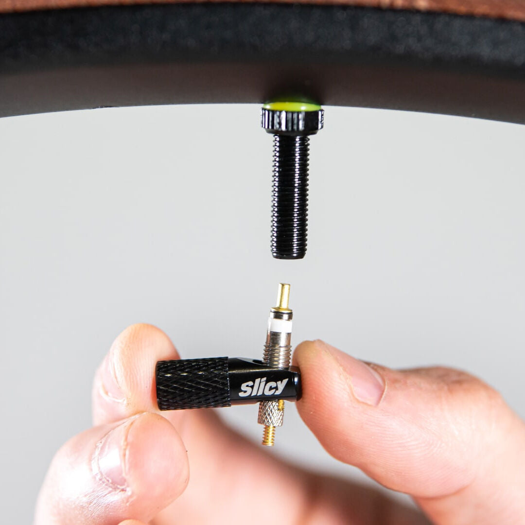 Slicy Rocket Tubeless UST valve kit