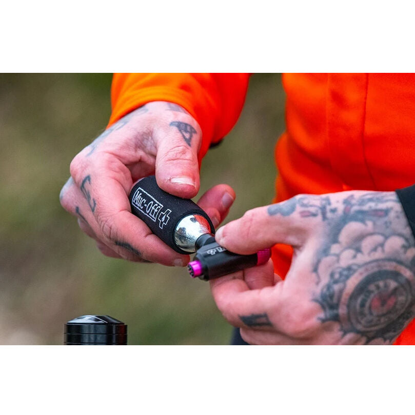 Muc-Off MTB tire inflator kit