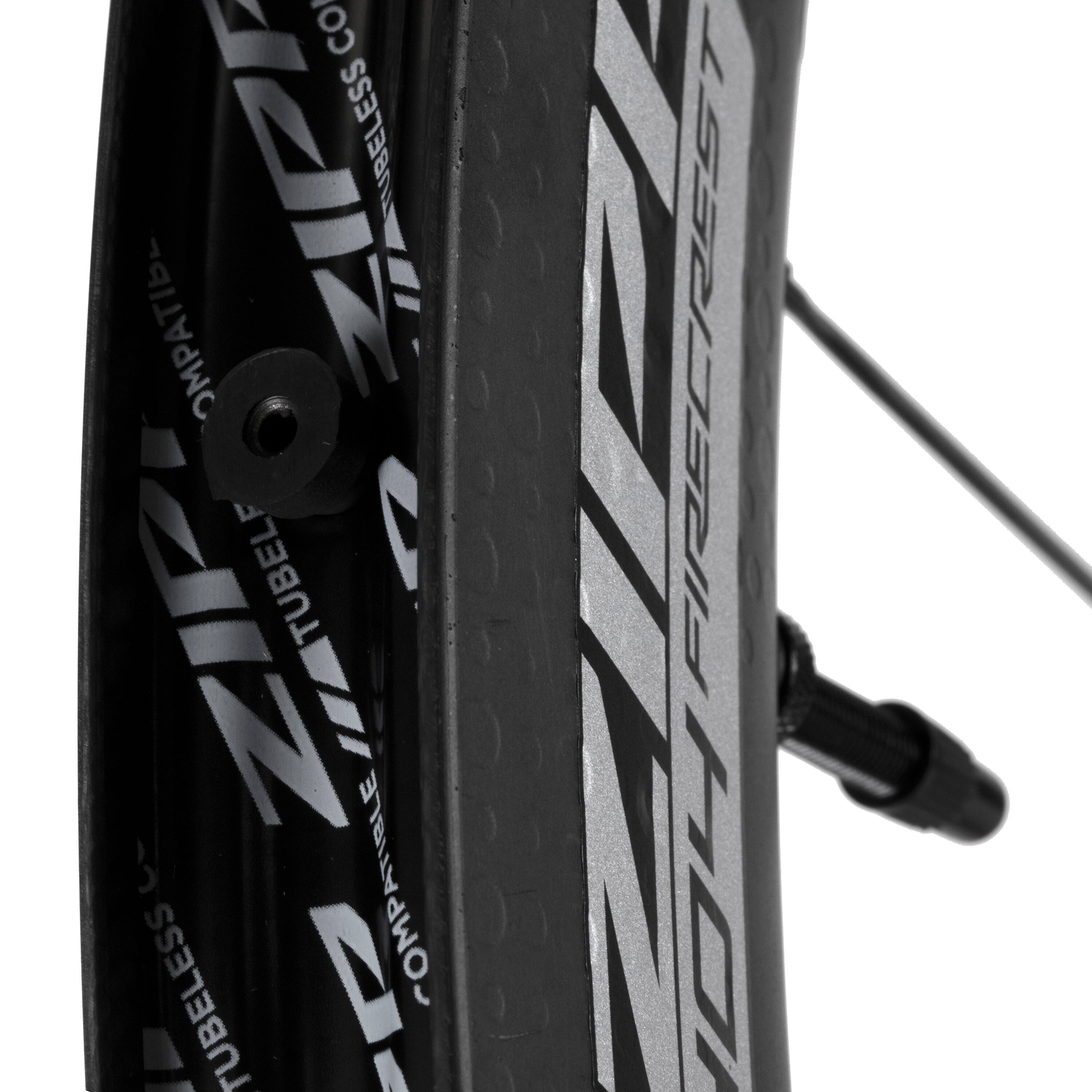 Zipp 404 Firecrest Tubeless Disc rear wheel