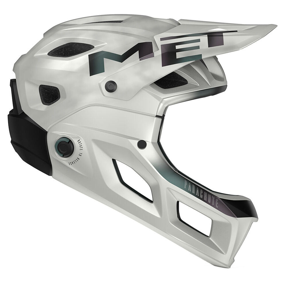 Met Parachute MCR Mips helmet 2026