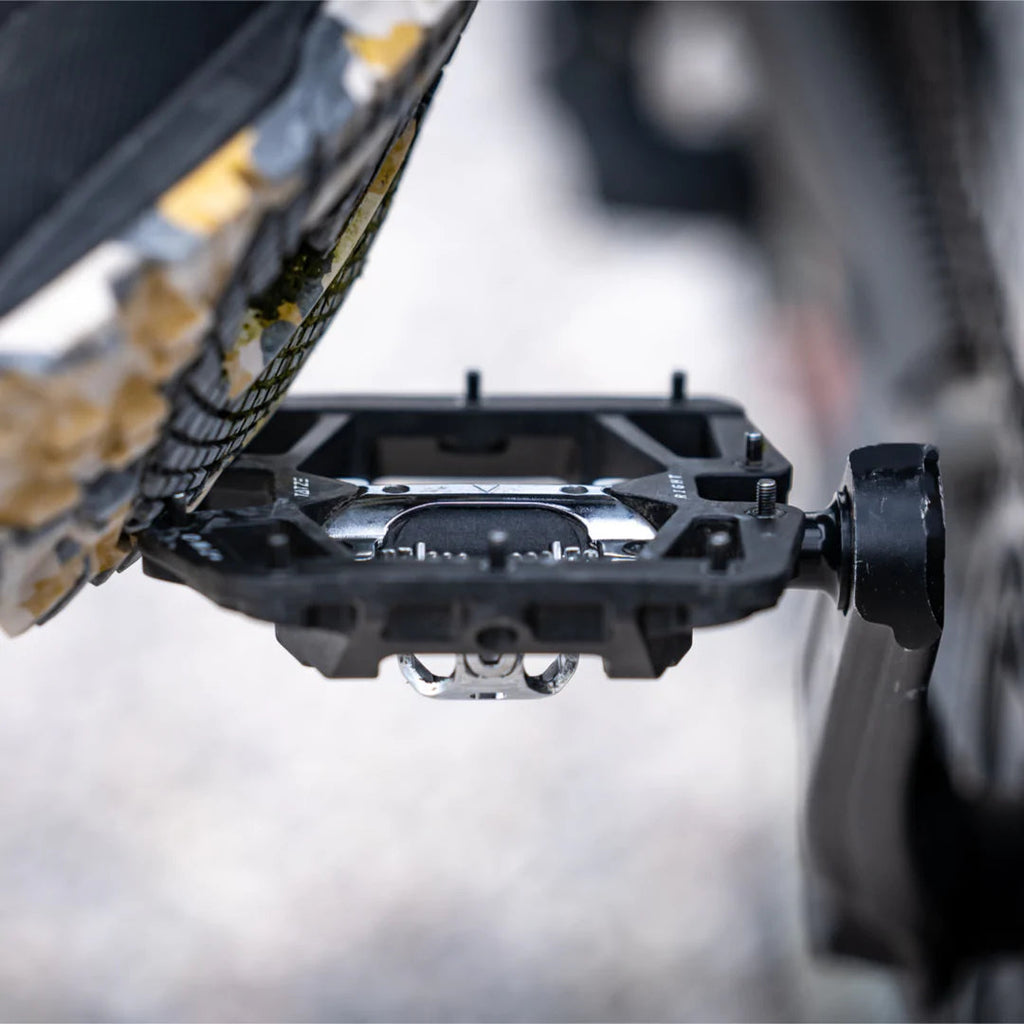 Tatze Two Face pedals
