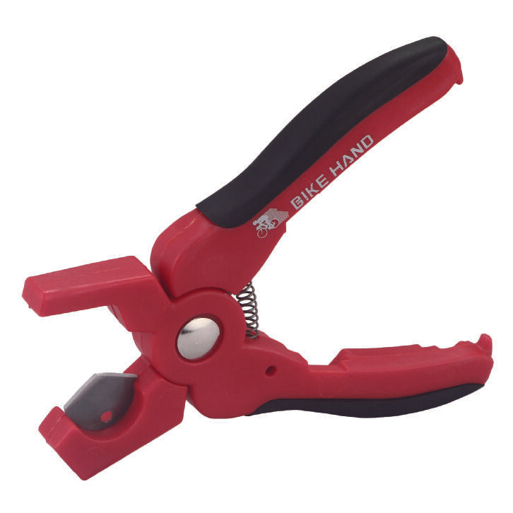 Hydraulic hose cutter