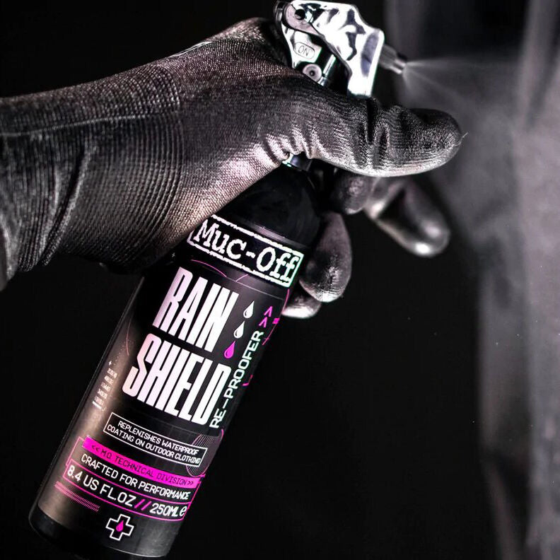 Muc-Off Rain Shield Re-Proofer detergent