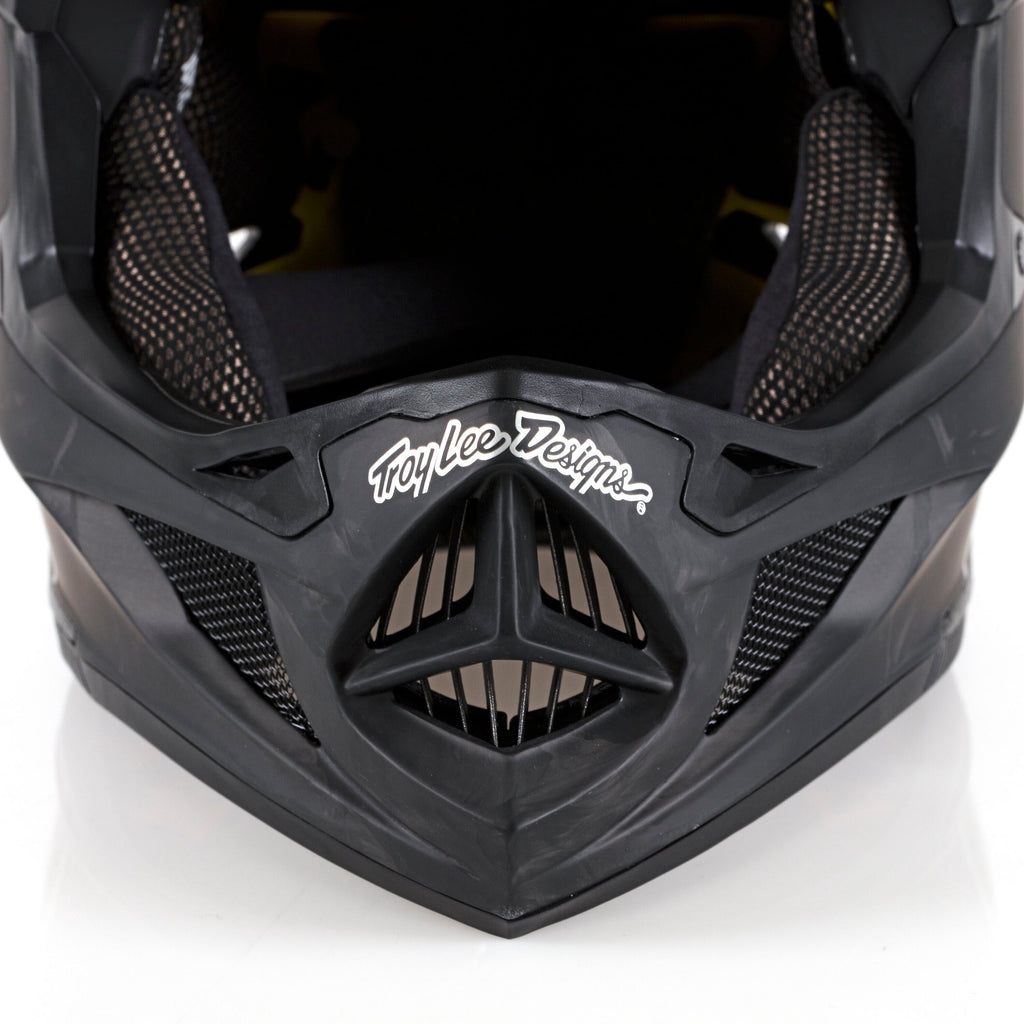 Troy Lee Designs D4 Carbon Mips helmet