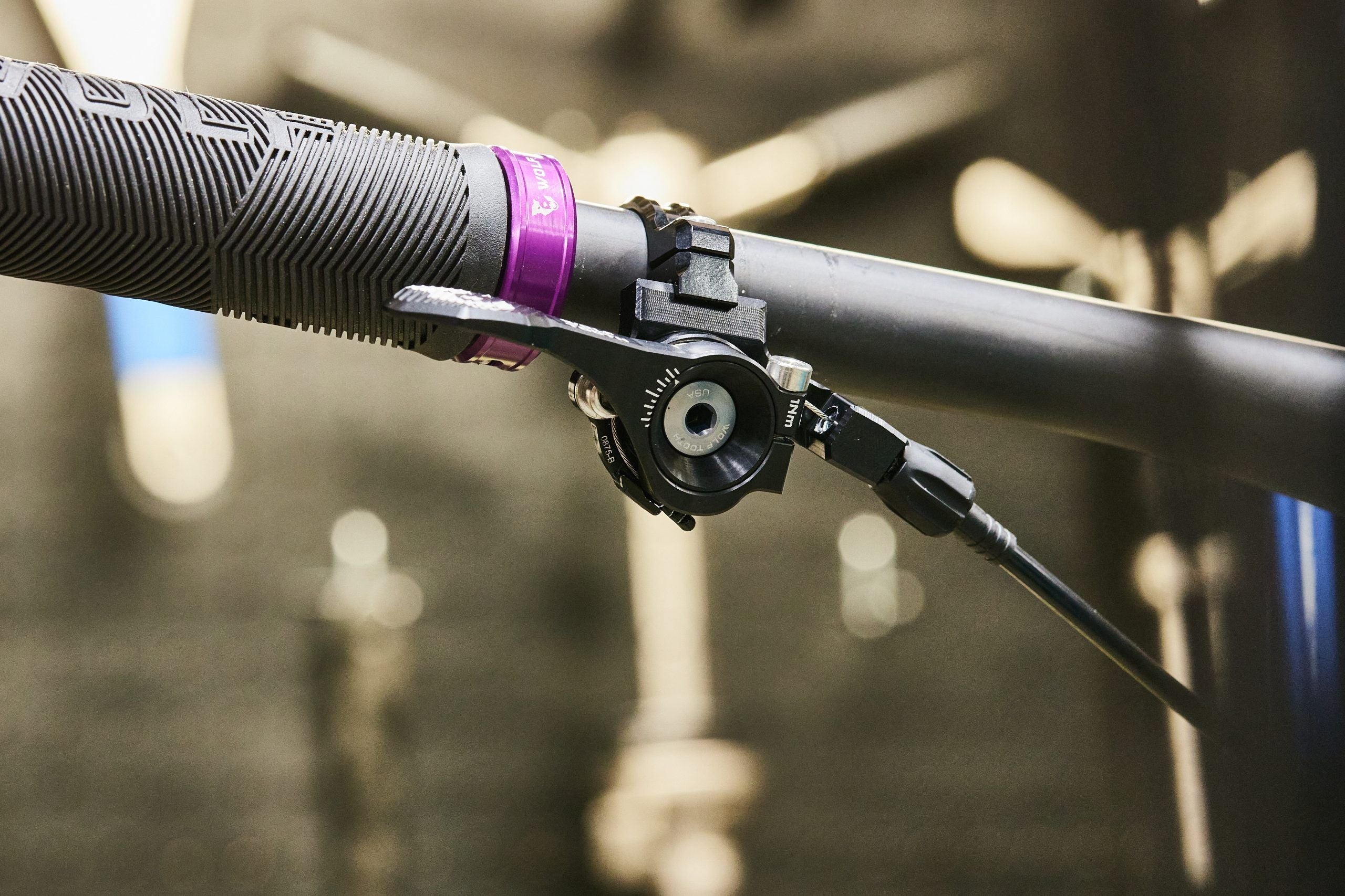 Wolf Tooth ReMote Pro seatpost remote lever