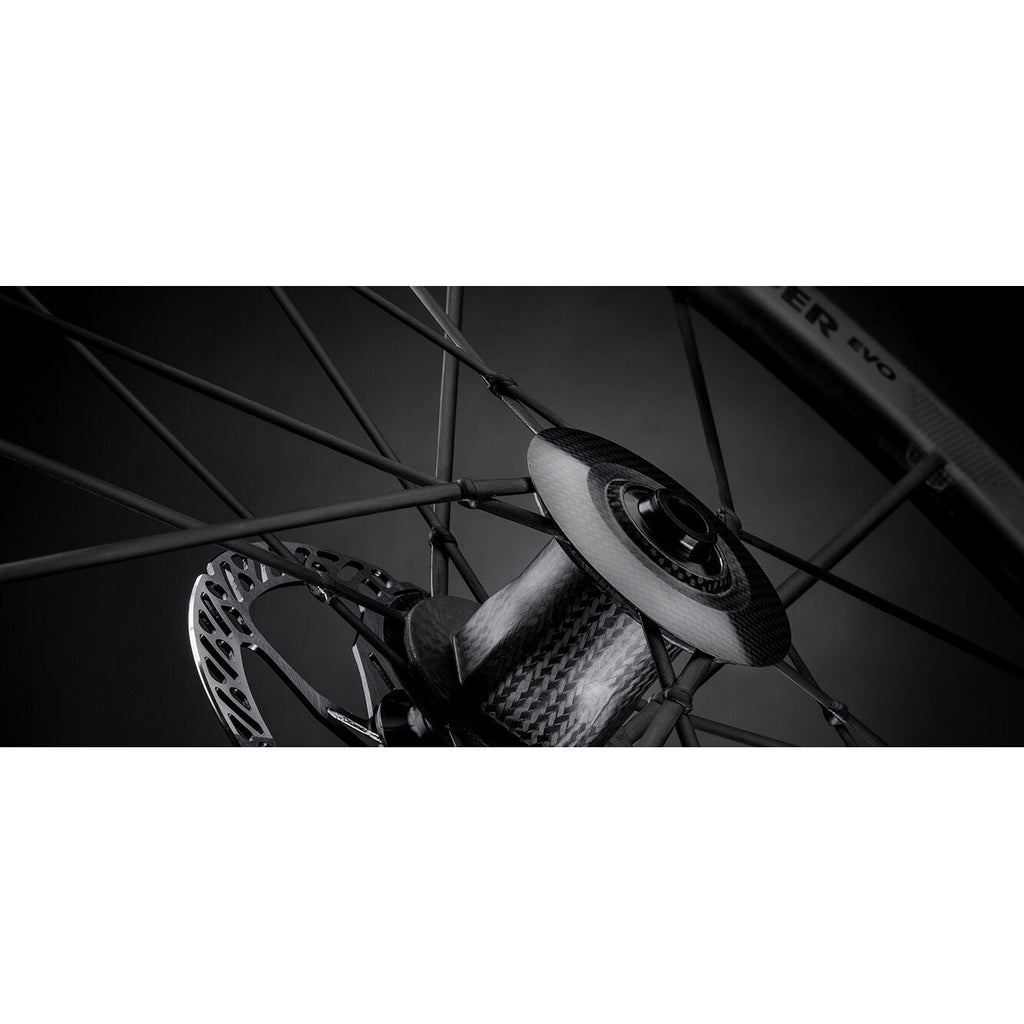 Lightweight Pfadfinder EVO Schwarz ED Carbon tubeless Disc rear wheel