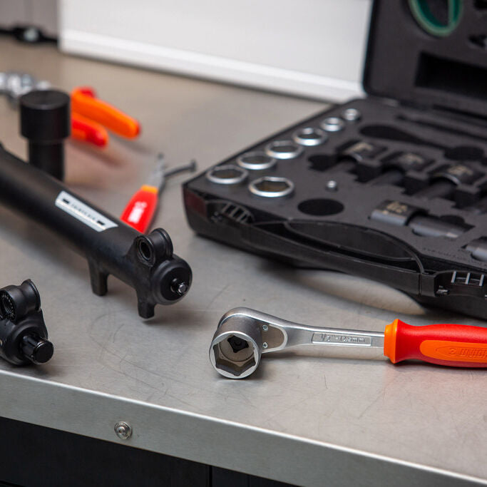 Unior Suspension Service Set 29 pcs professional toolbox