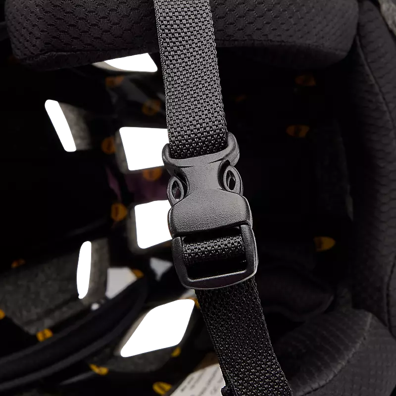 Fox Dropframe Mips helmet