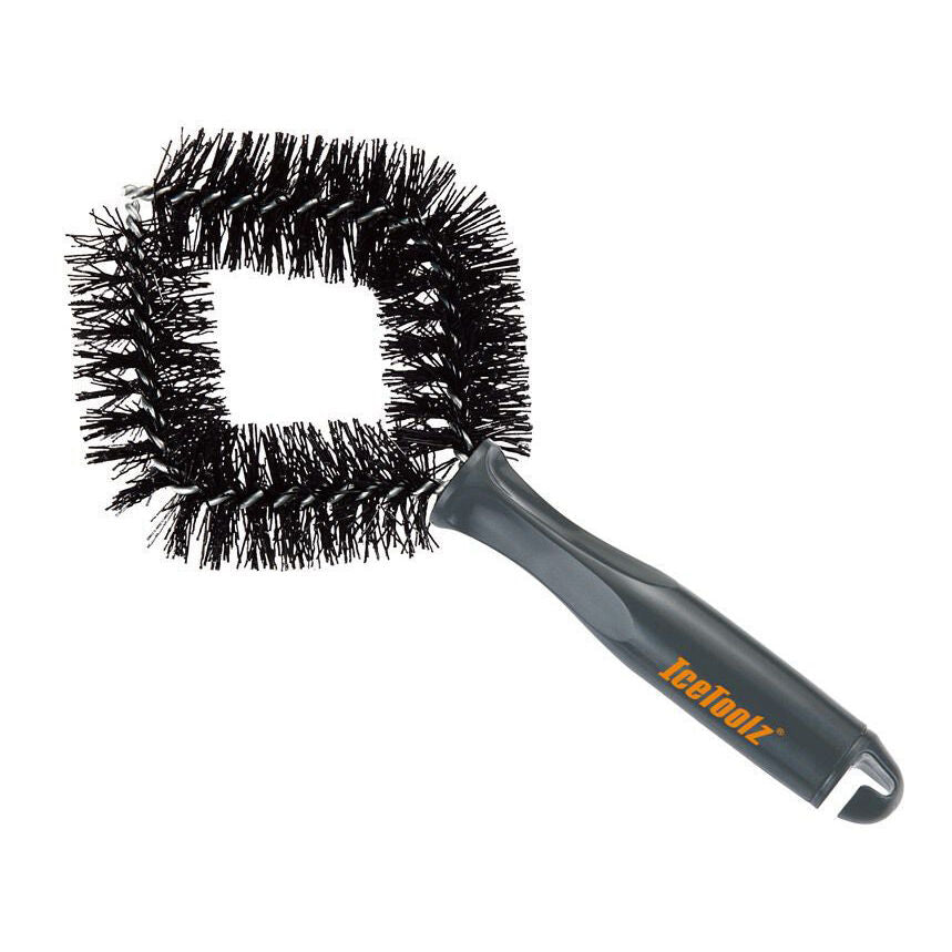 IceToolz bike brushes cleaning kit