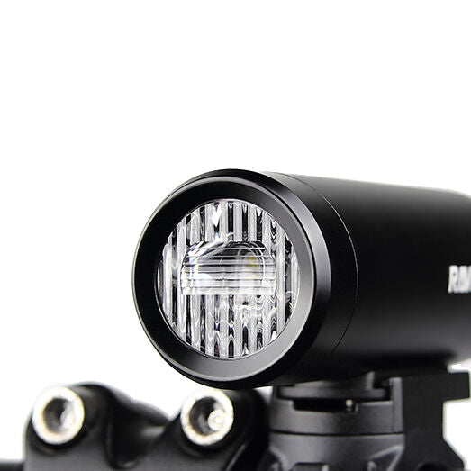 Ravemen CR450 front light