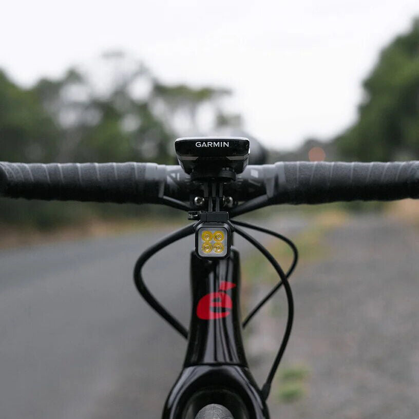 Knog Blinder 900 front light