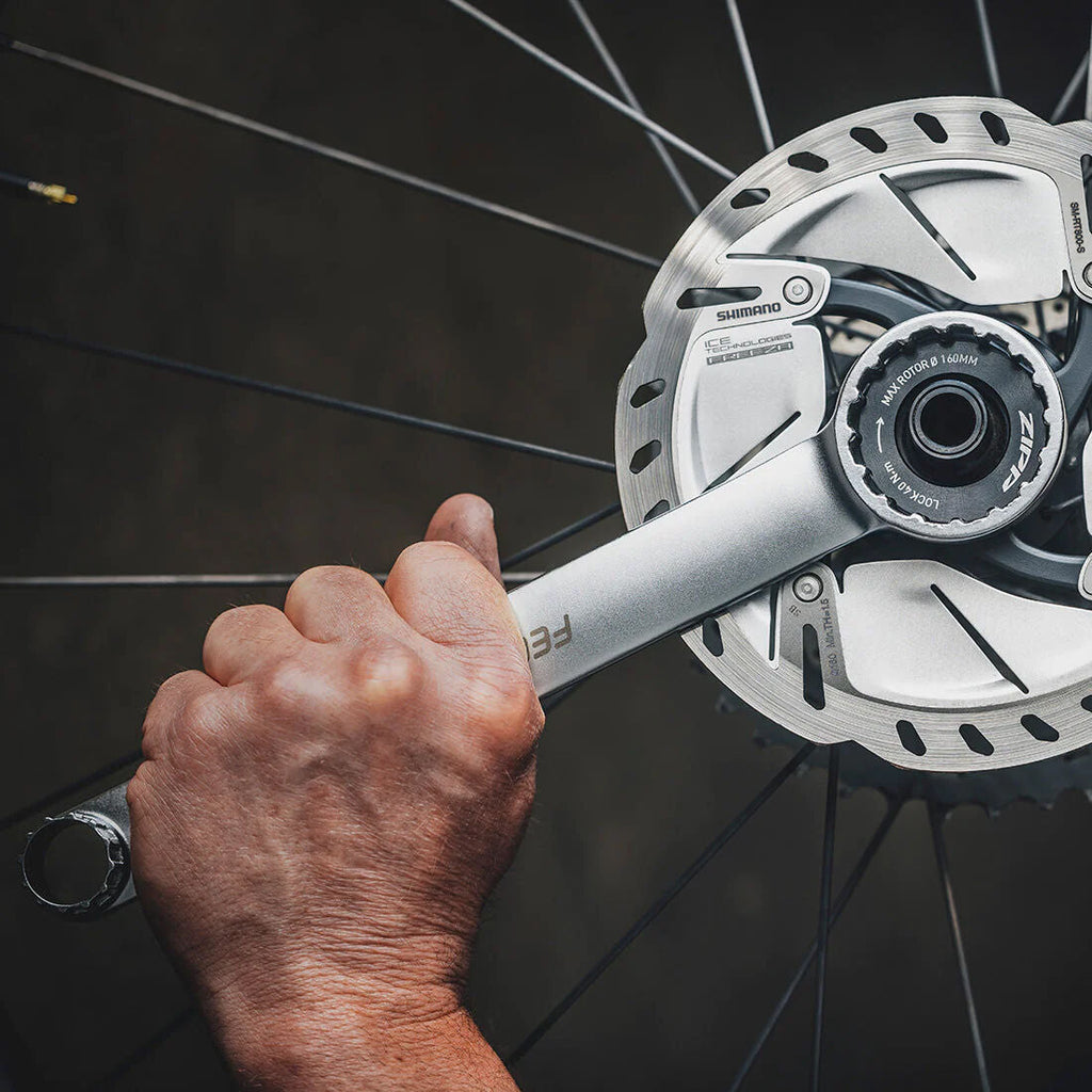 Feedback Sports bottom bracket and lockring tool