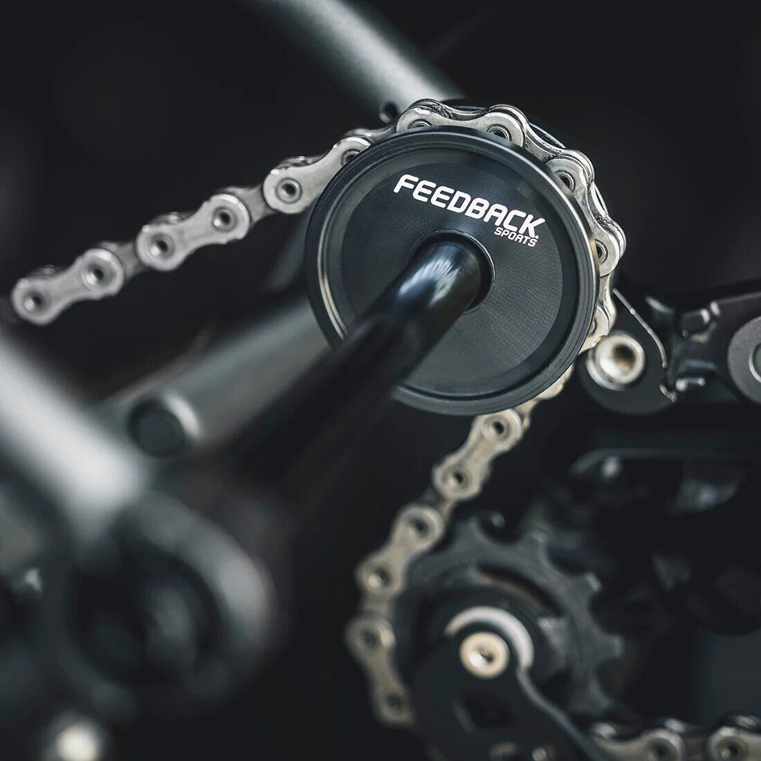 Feedback Sports chain keeper tool Thru-Axle Chain Keeper