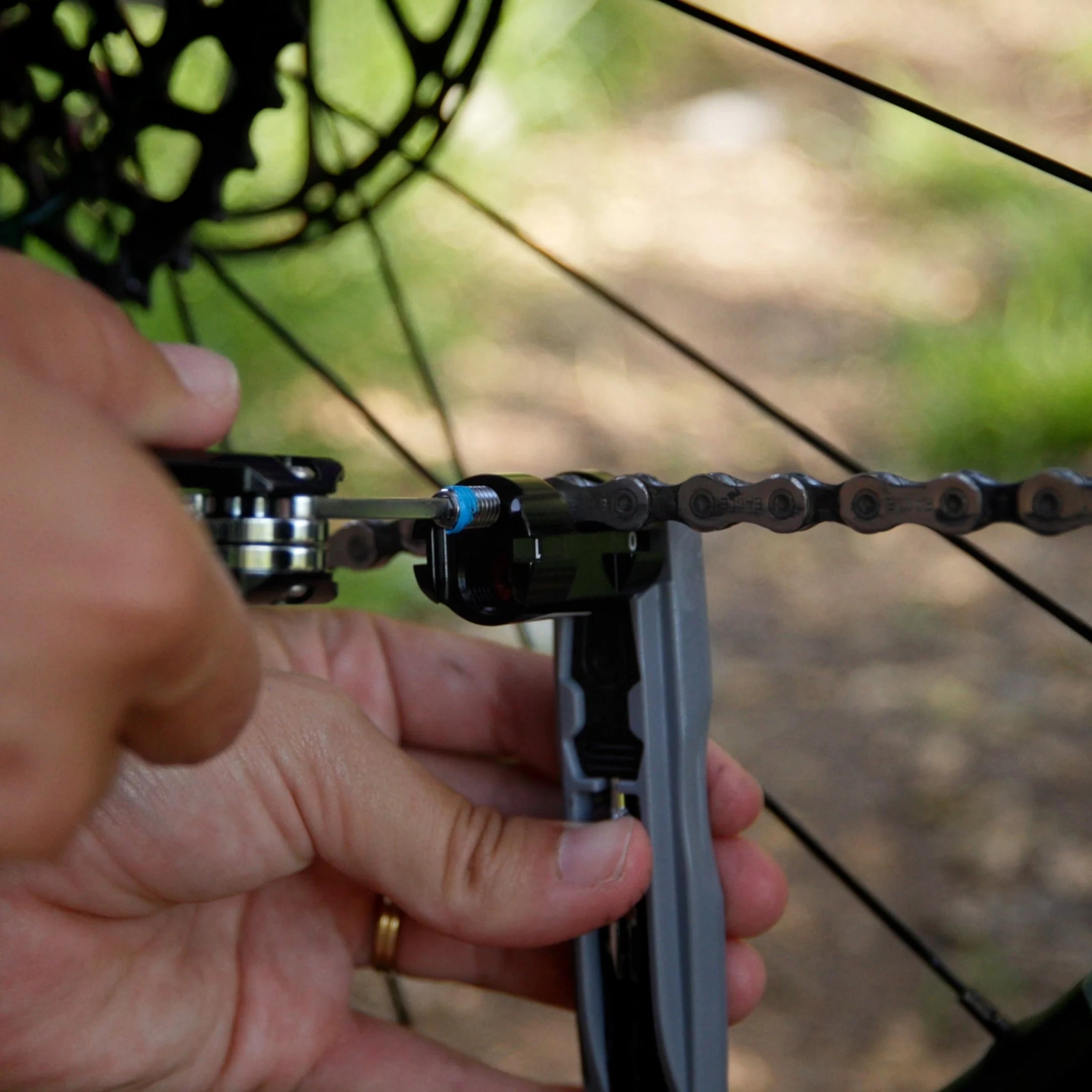 Crank Brothers SOS BC18 Bottle Cage tool kit