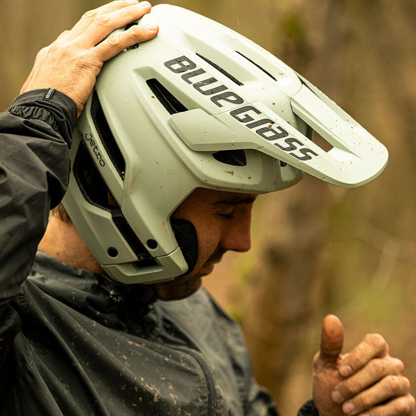 Bluegrass Jetro Mips helmet