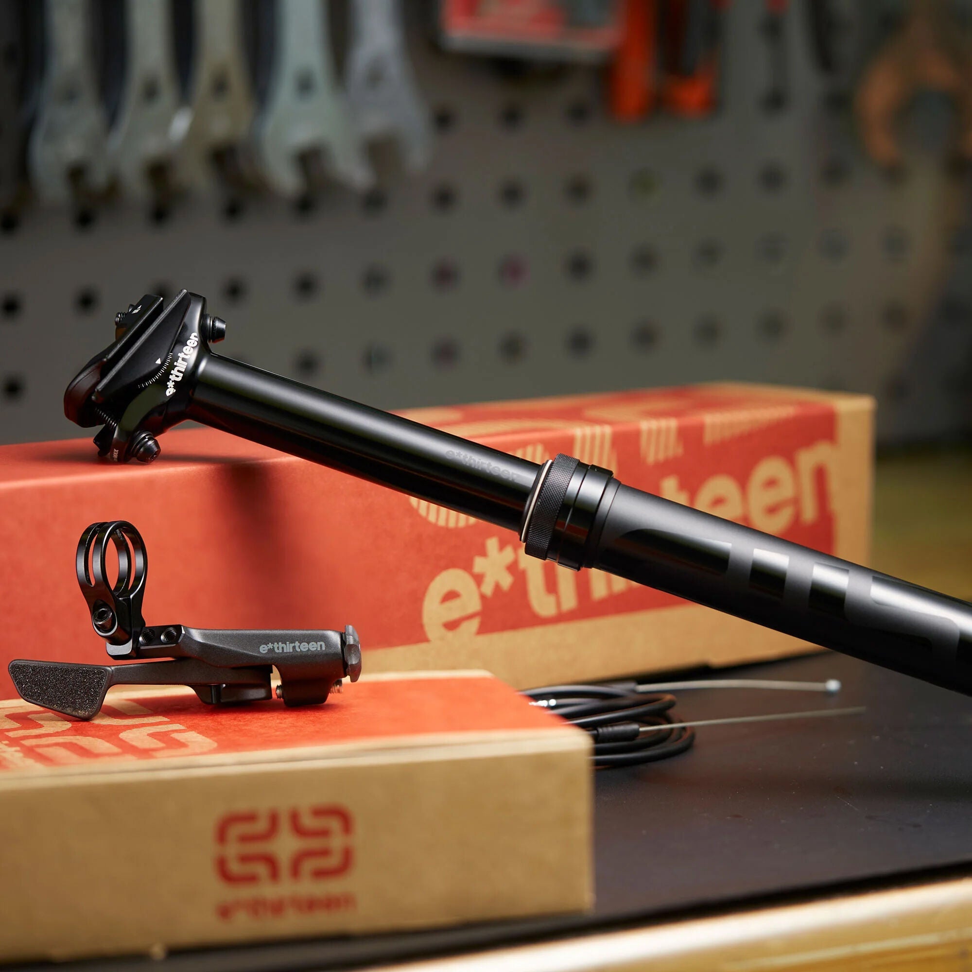 E*Thirteen Vario Infinite dropper seatpost