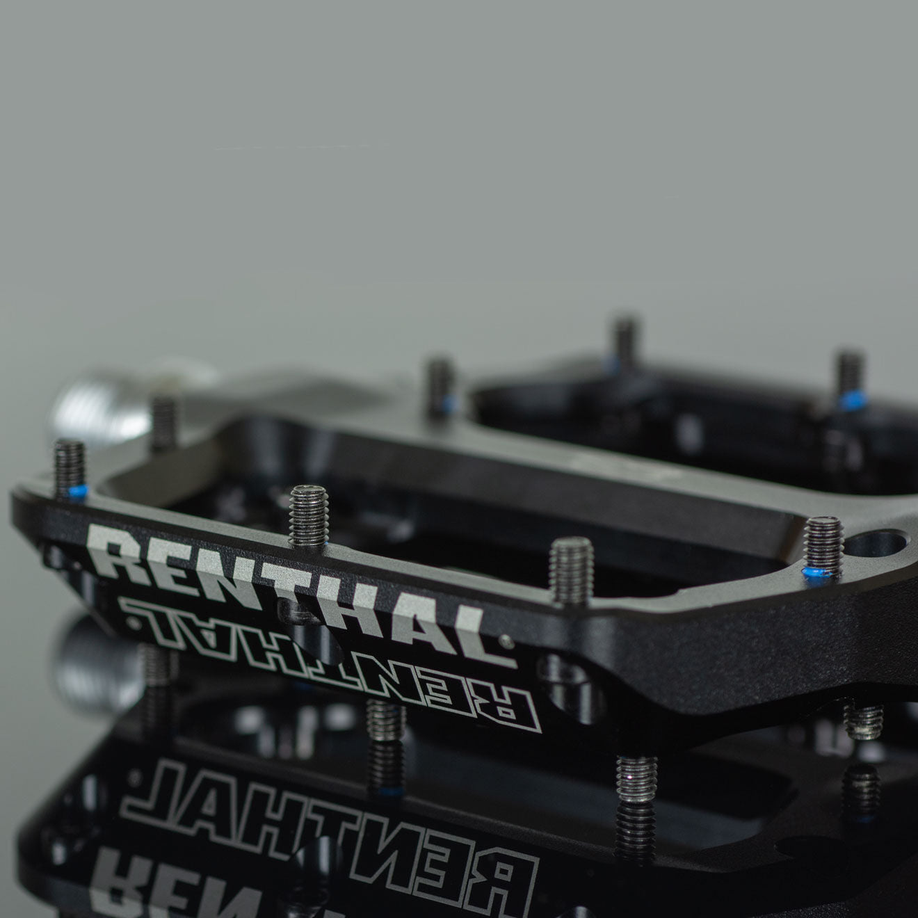 Renthal Revo-F pedals