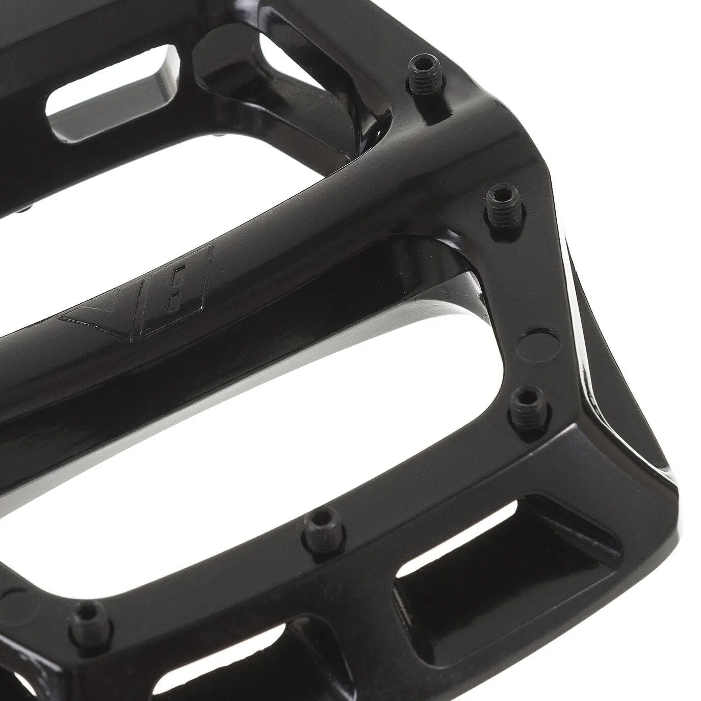 DMR V8 pedals