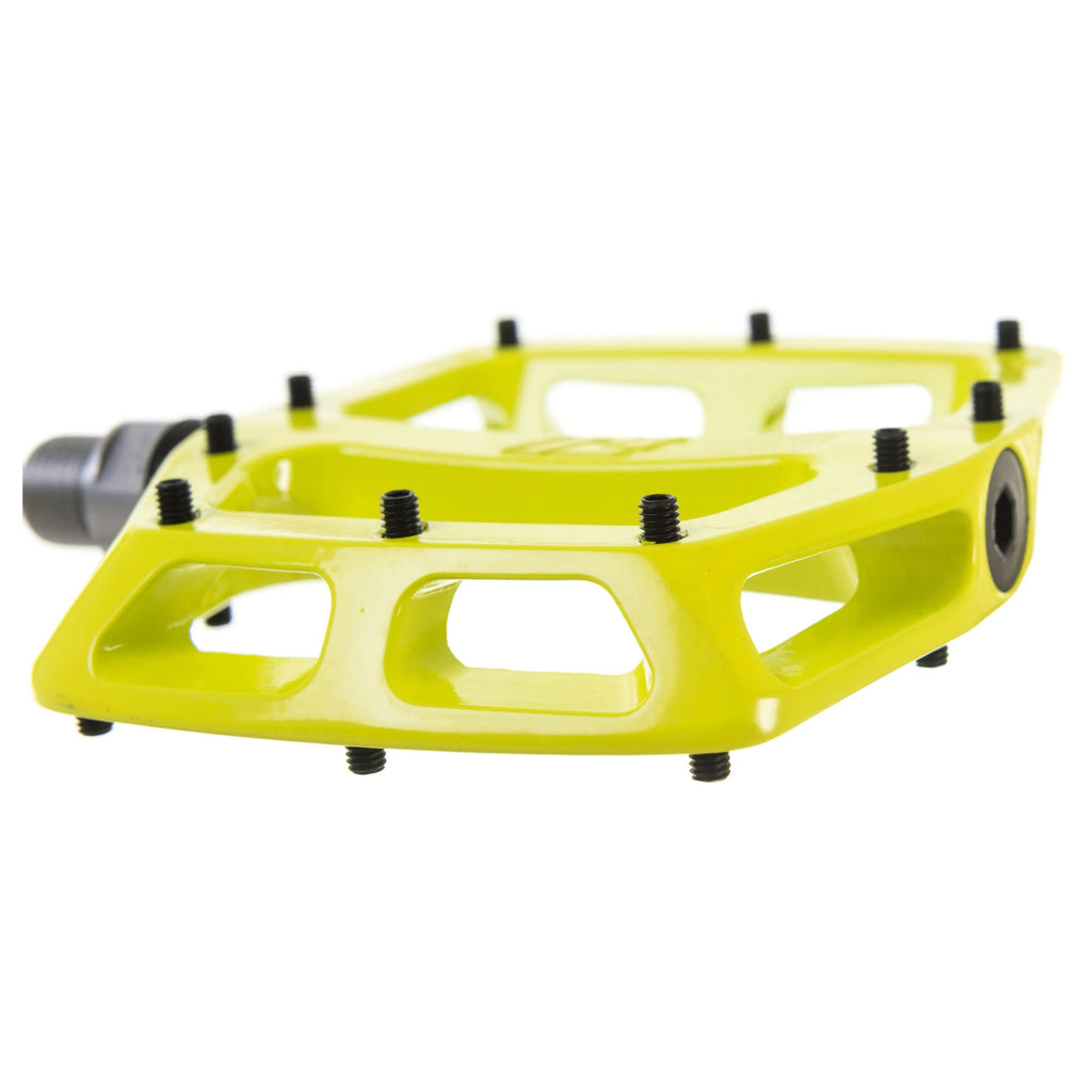 DMR V12 pedals