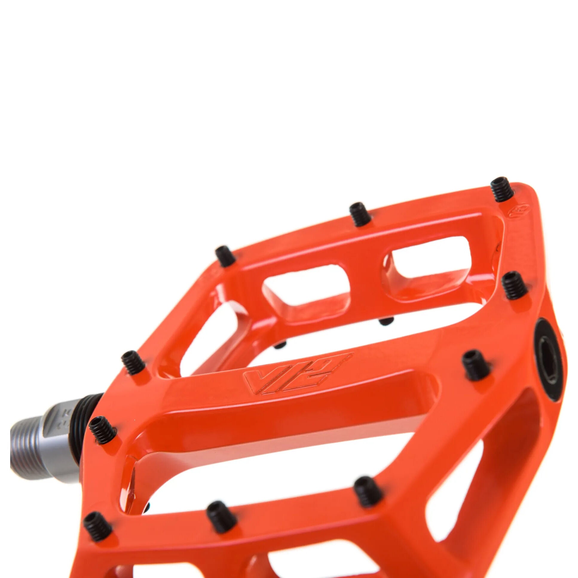 DMR V12 pedals