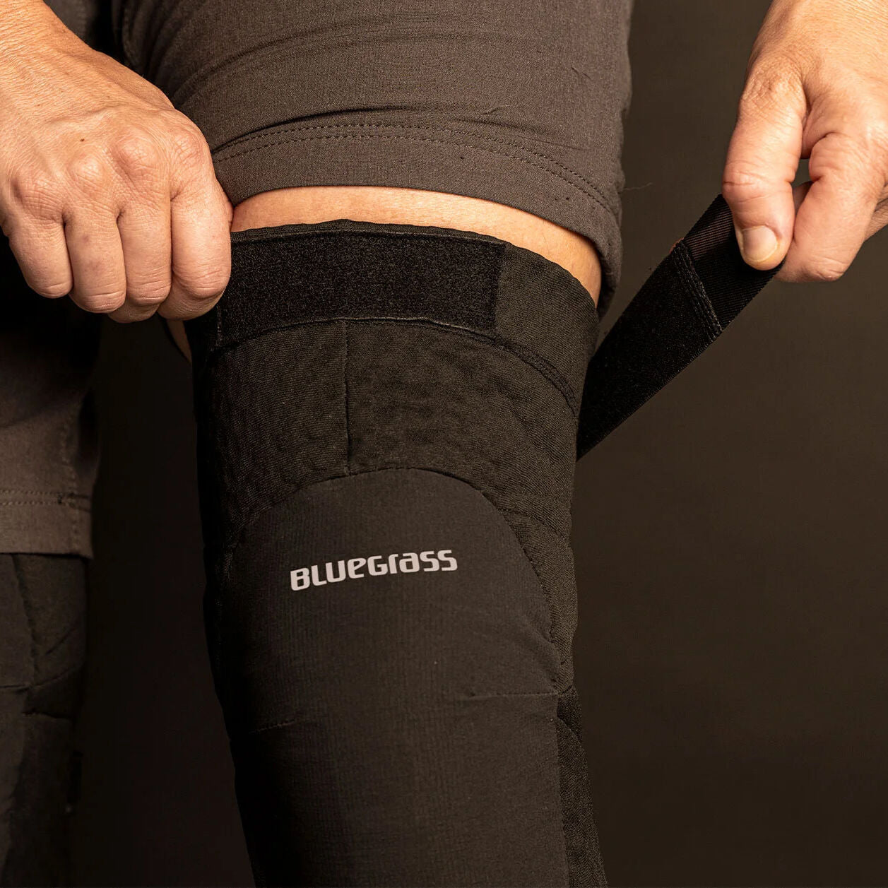 Bluegrass Arto knee pads