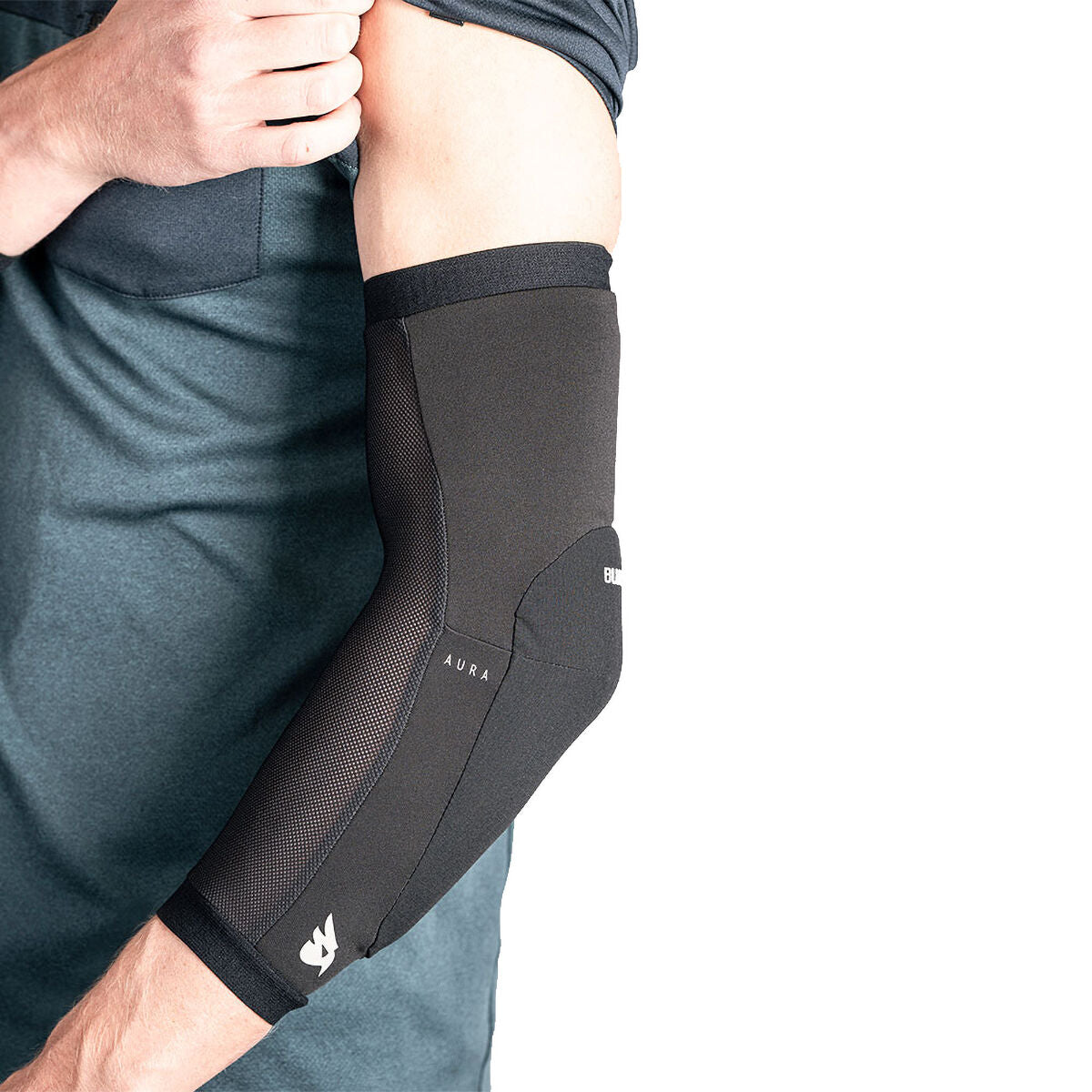 Bluegrass Aura elbow pad