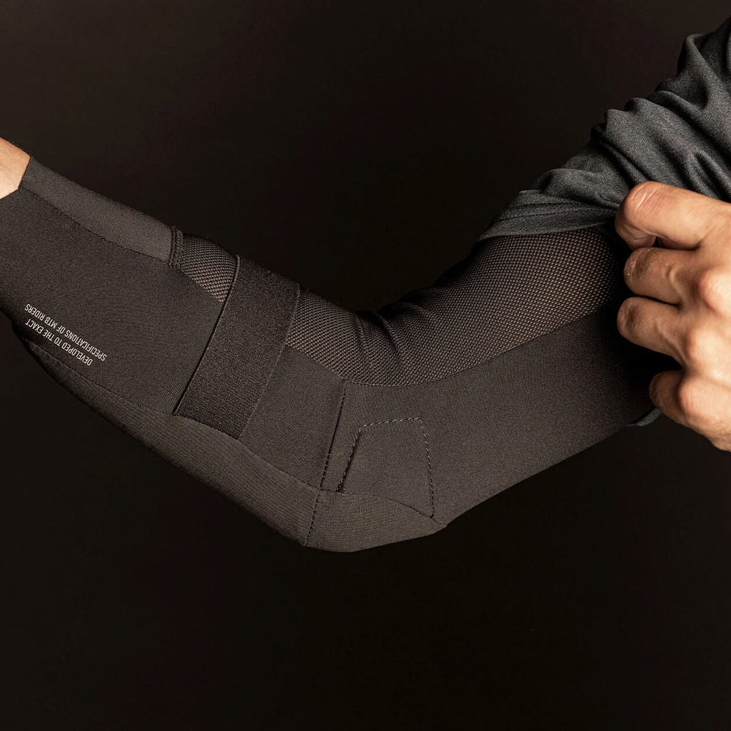 Bluegrass Aura Core elbow pad
