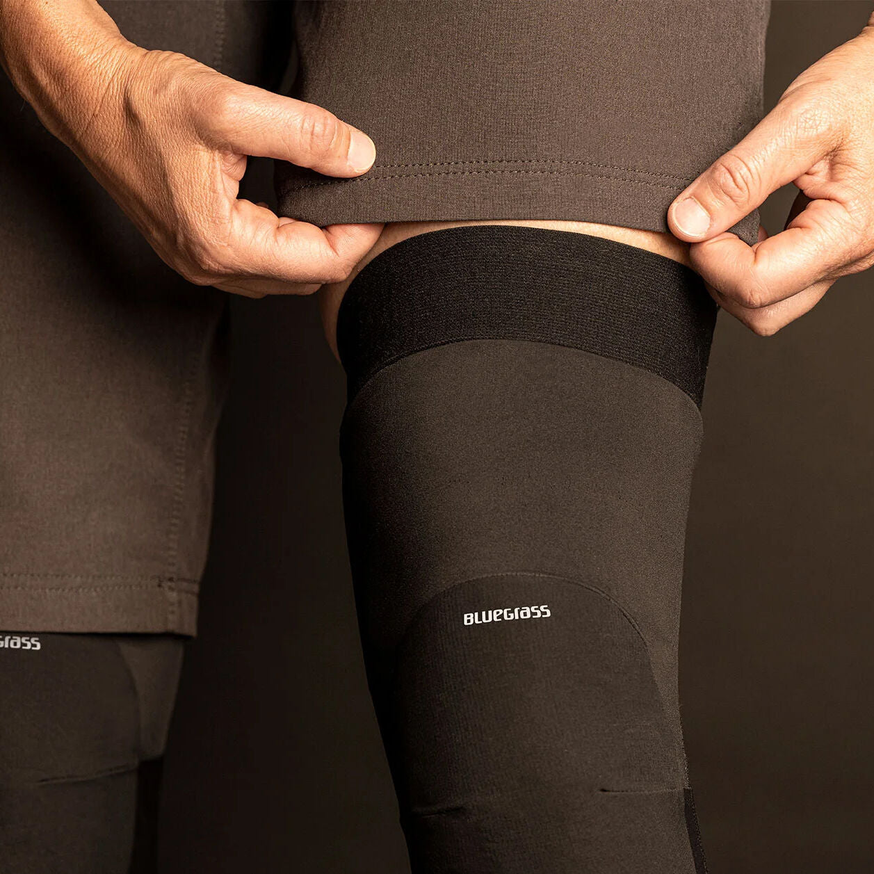 Bluegrass Aura knee warmers