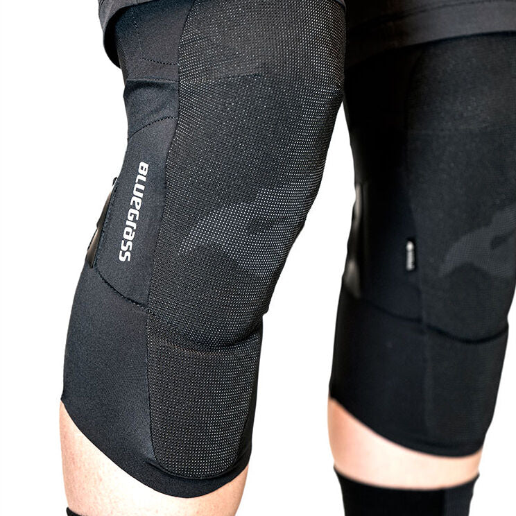 Bluegrass Aura Core knee pads