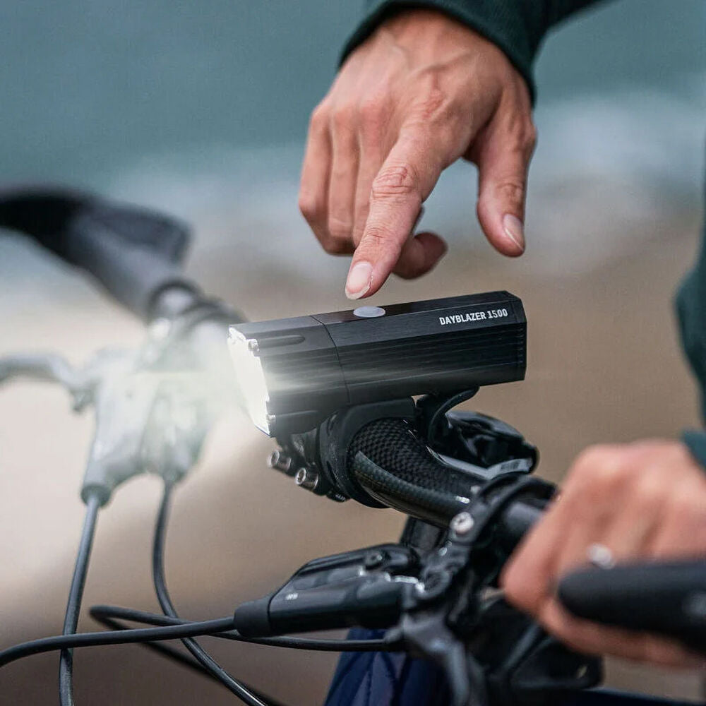 Blackburn Dayblazer 1500 front light