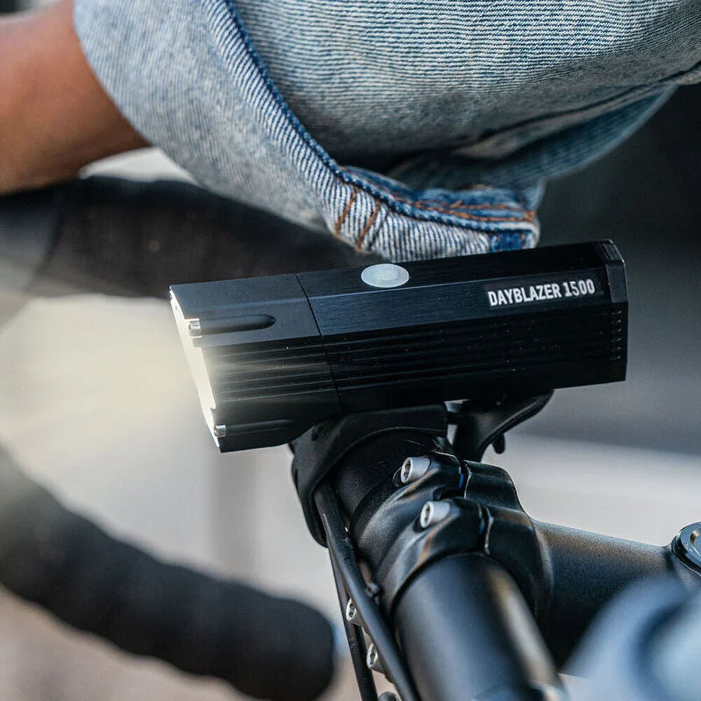 Blackburn Dayblazer 1500 front light