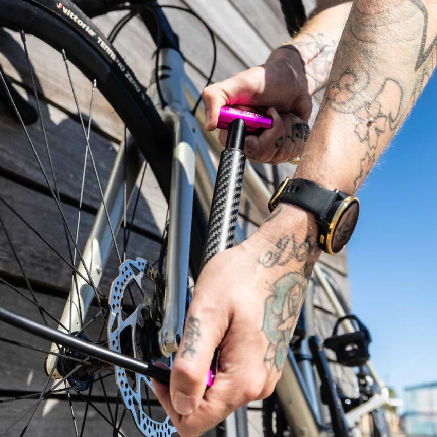 Muc Off Air Mach Carbon mini pump