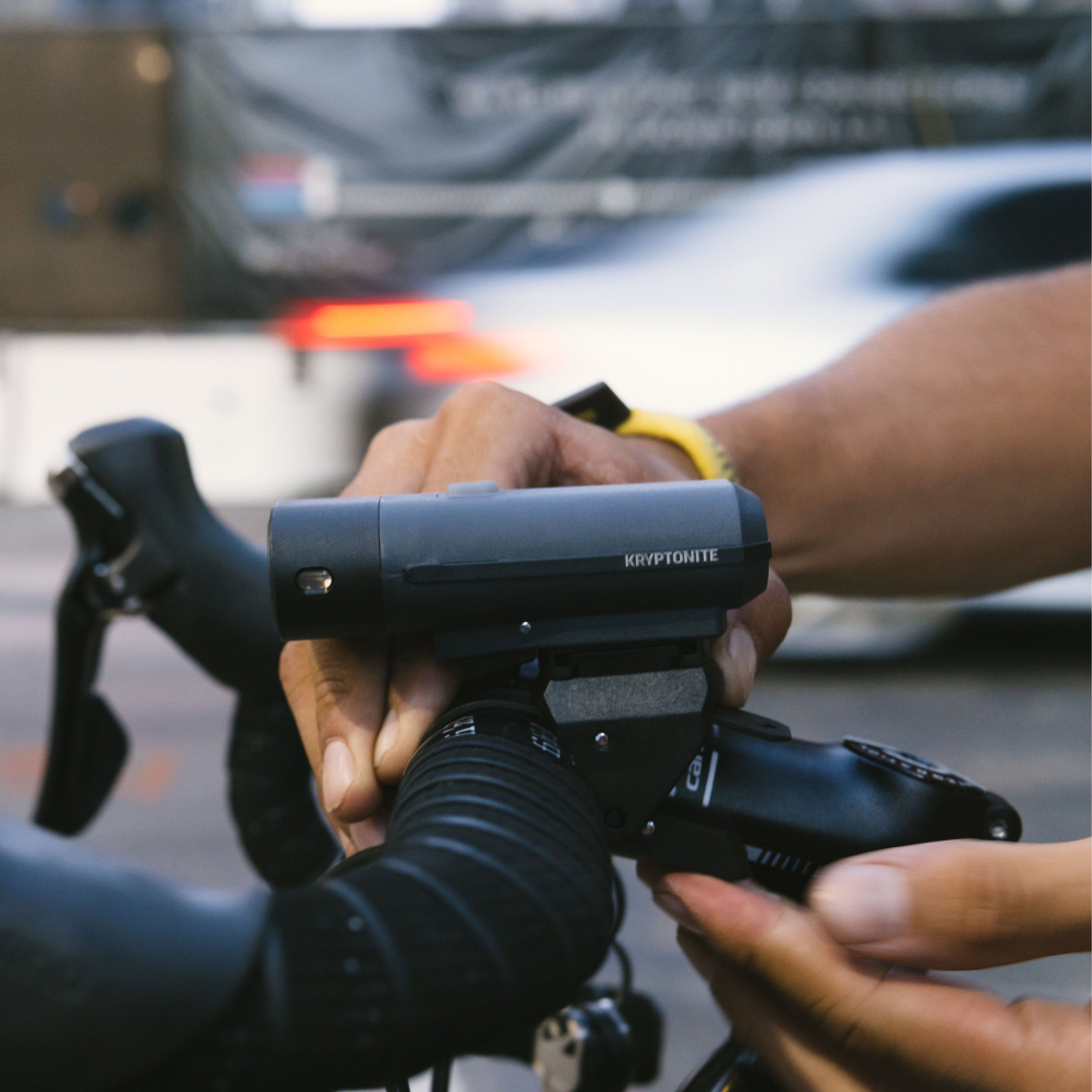 Kryptonite Street F-500lm Avenue R-45lm light kit