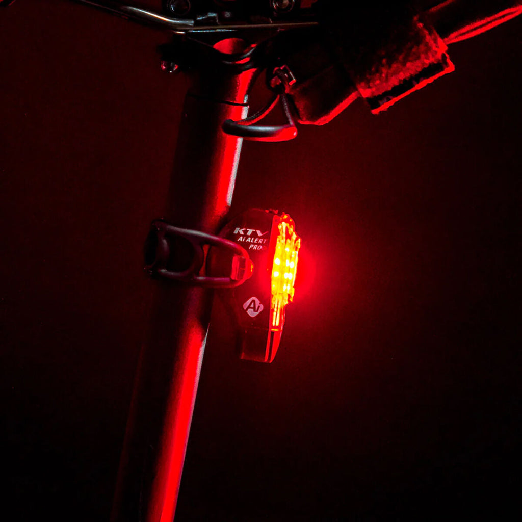 Lezyne KTV Pro + AI Alert Rear light