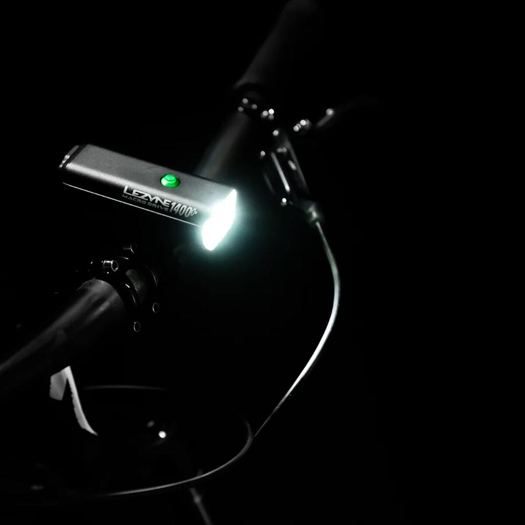 Lezyne Macro Drive 1400 front light + Loaded Satin Black