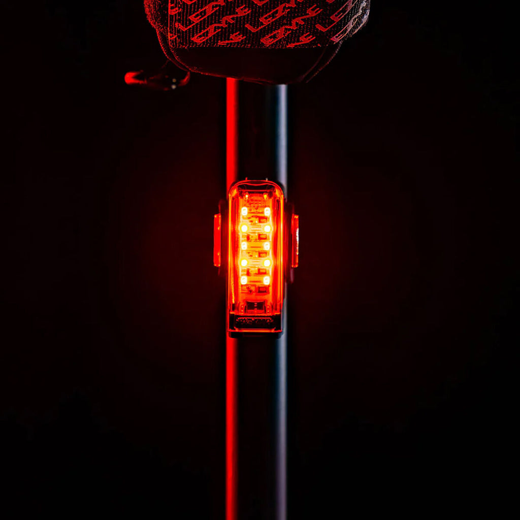 Lezyne Strip Pro AI Alert 400+ Rear light