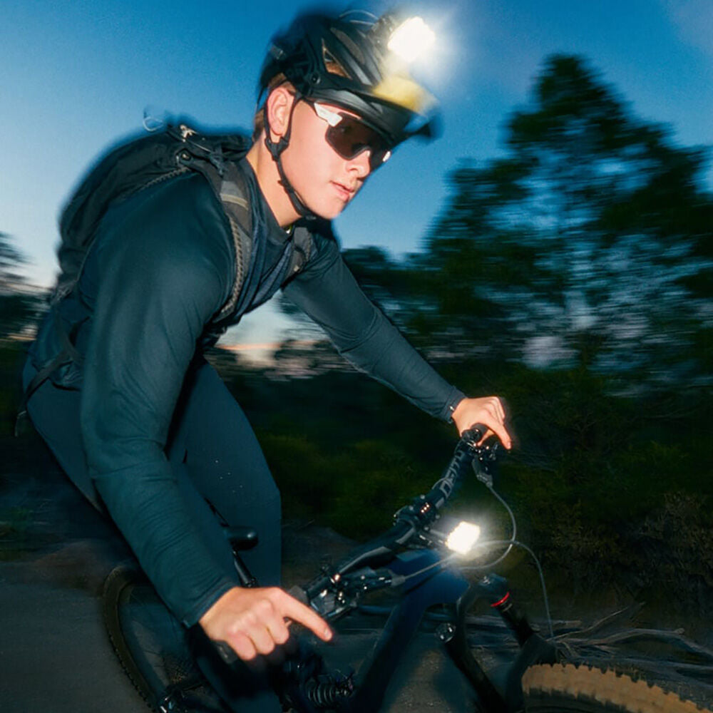 Knog Blinder X 2300 front light