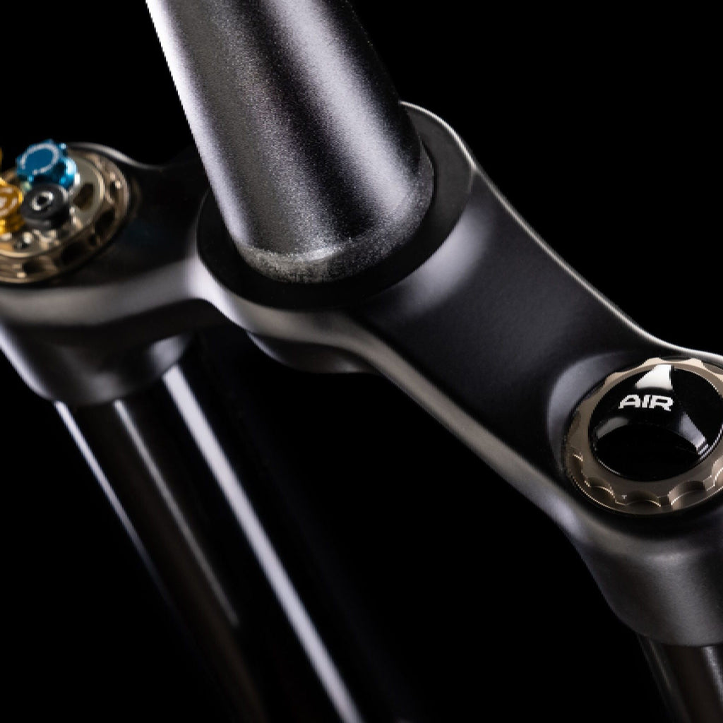 Formula Selva S 27.5/29" Tapered 15QR Boost Rake 43mm Extended fork