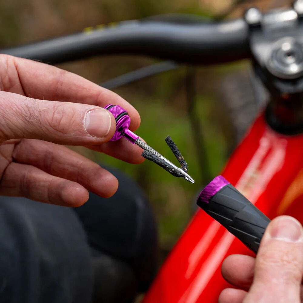 Muc off kit for tubeless tyres Puncture Plug repair tool