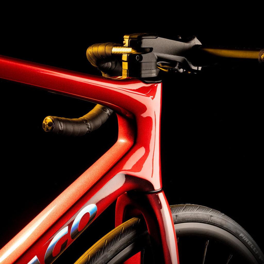 Colnago V4 Shimano 105 R7150 Di2 Disc + Vision Sc45  2025