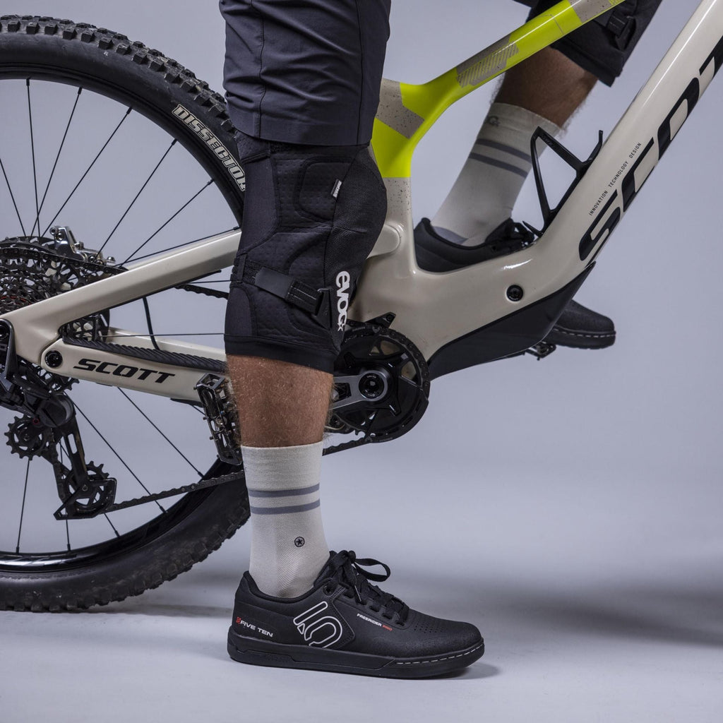 Evoc Protector LS Flex Enduro knee pad