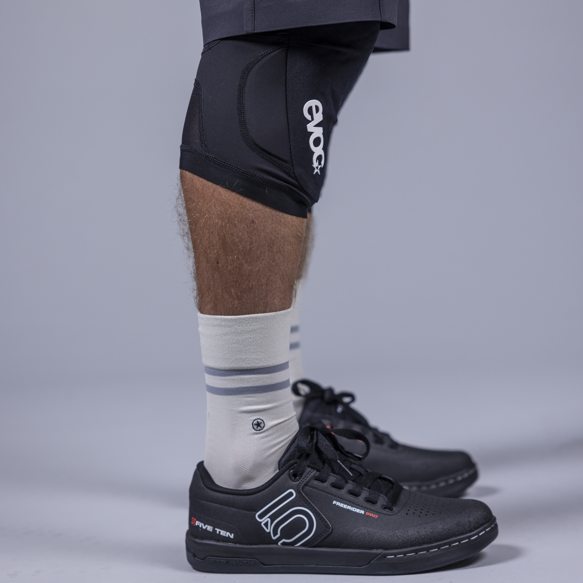 Evoc Protector LS Flex Lite knee pad