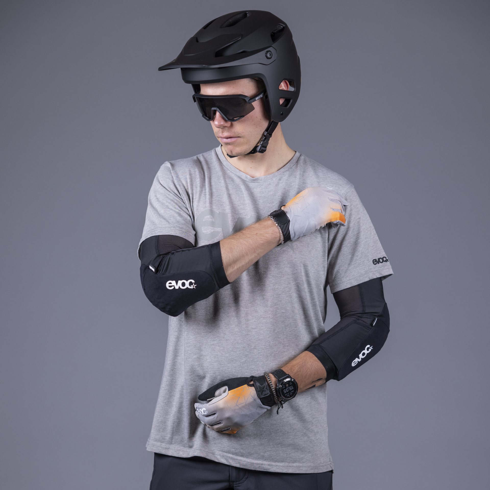 Evoc Protector LS Flex Lite elbow pad