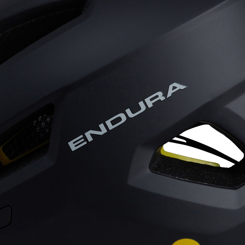 Endura Hummvee Mips helmet