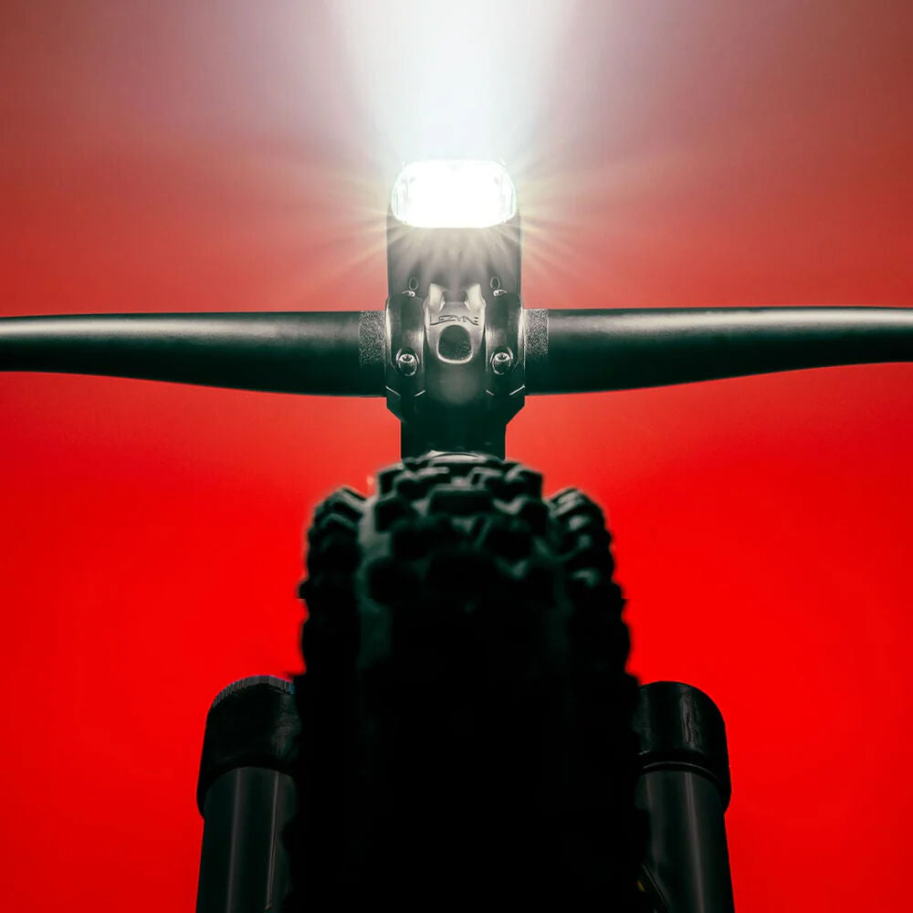 Lezyne Mega Drive 2400+ Loaded Kit light