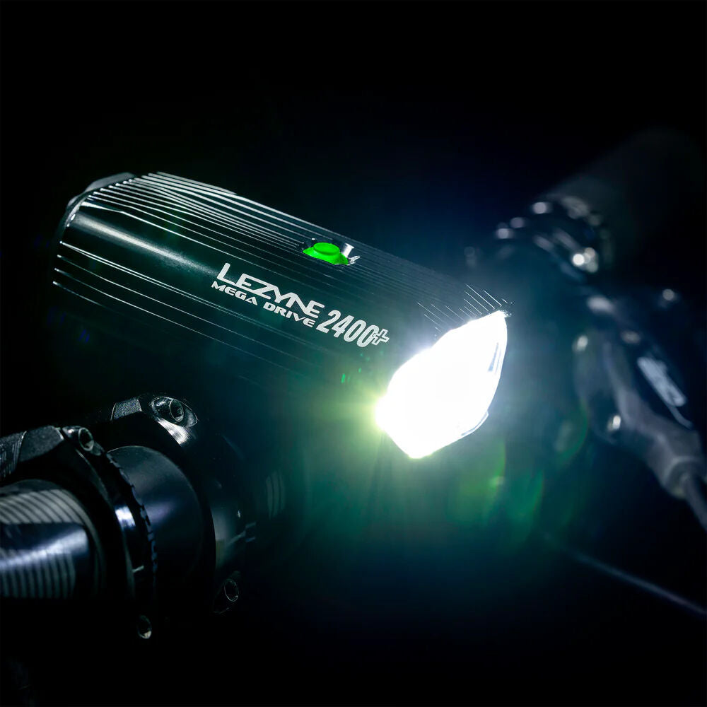 Lezyne Mega Drive 2400+ Loaded Kit light
