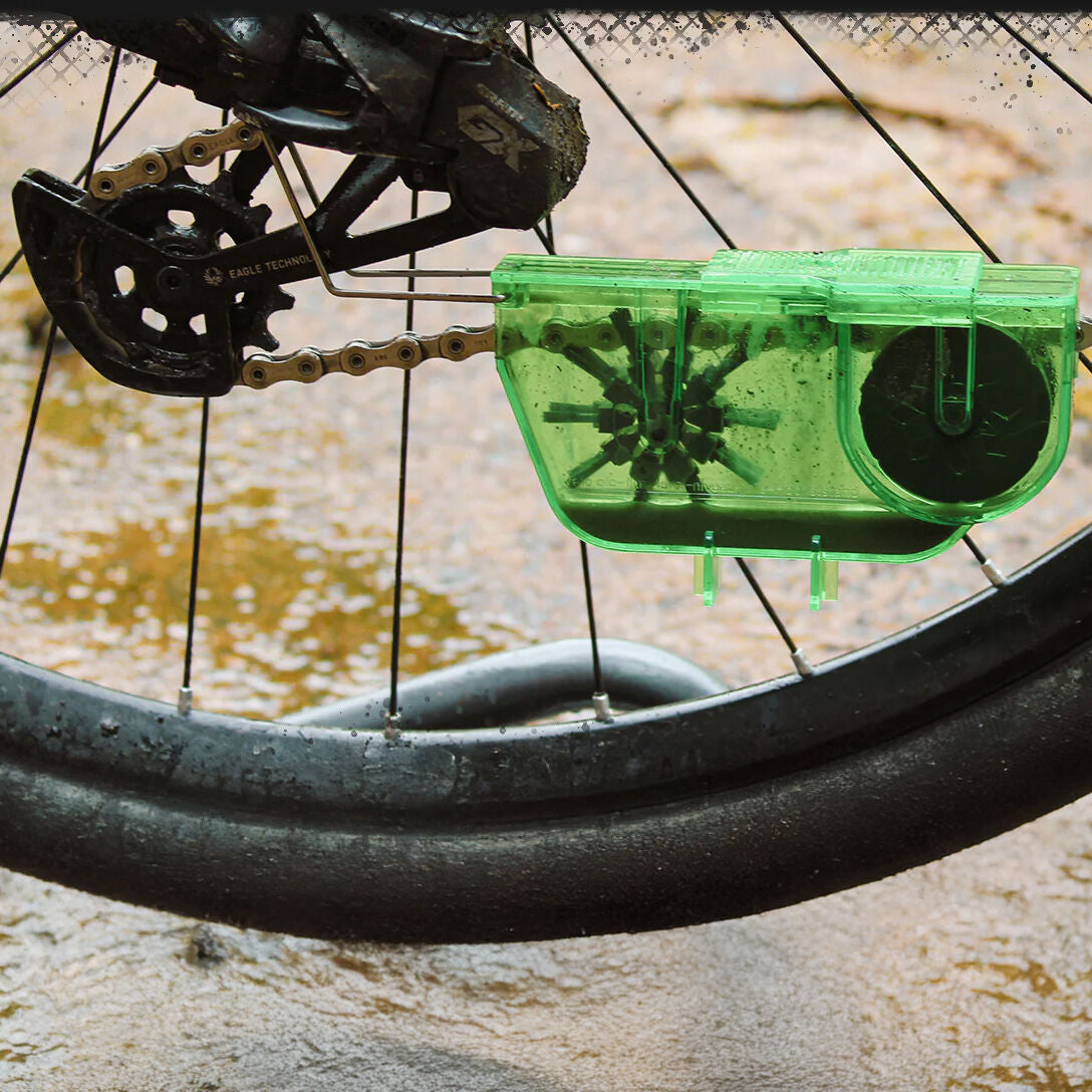 Juice Lubes The Dirty Little Scrubber Chain Cleaning Tool